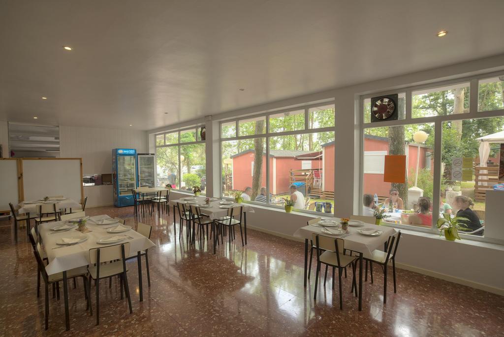 Camping Cachadelos Hotel Sanxenxo Exterior photo